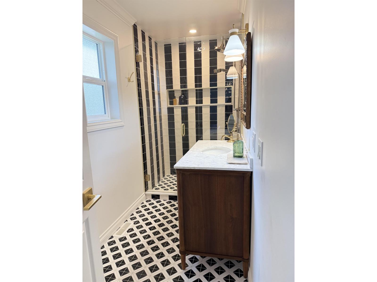 2085 Ocean Forest Drive, Surrey, British Columbia  V4A 6P1 - Photo 24 - R3125025