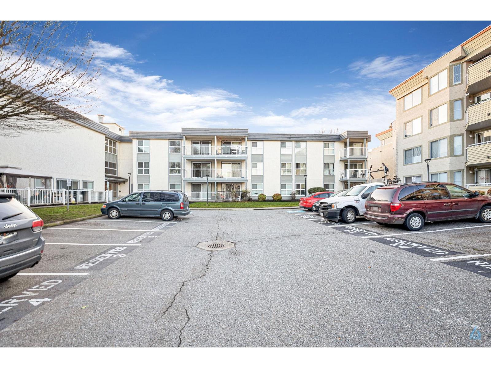 227 32850 George Ferguson Way, Abbotsford, British Columbia  V2S 7K1 - Photo 3 - R3126776