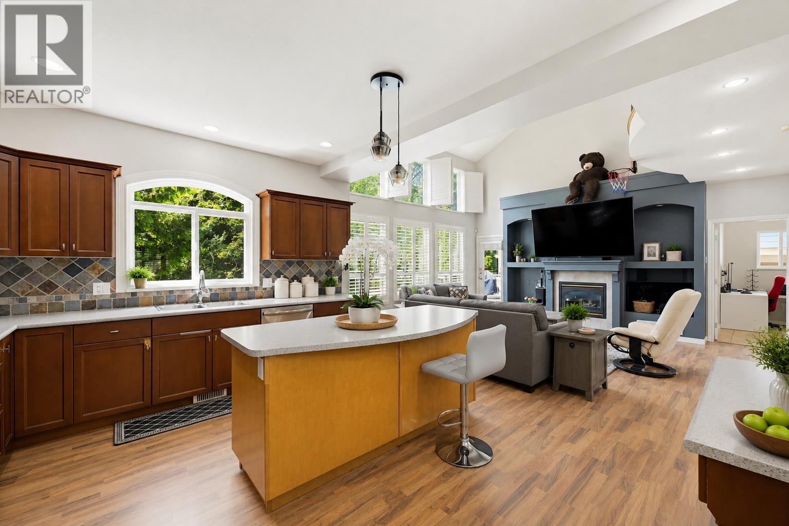 13345 235 Street, Maple Ridge, British Columbia  V4R 2W3 - Photo 6 - R3123884