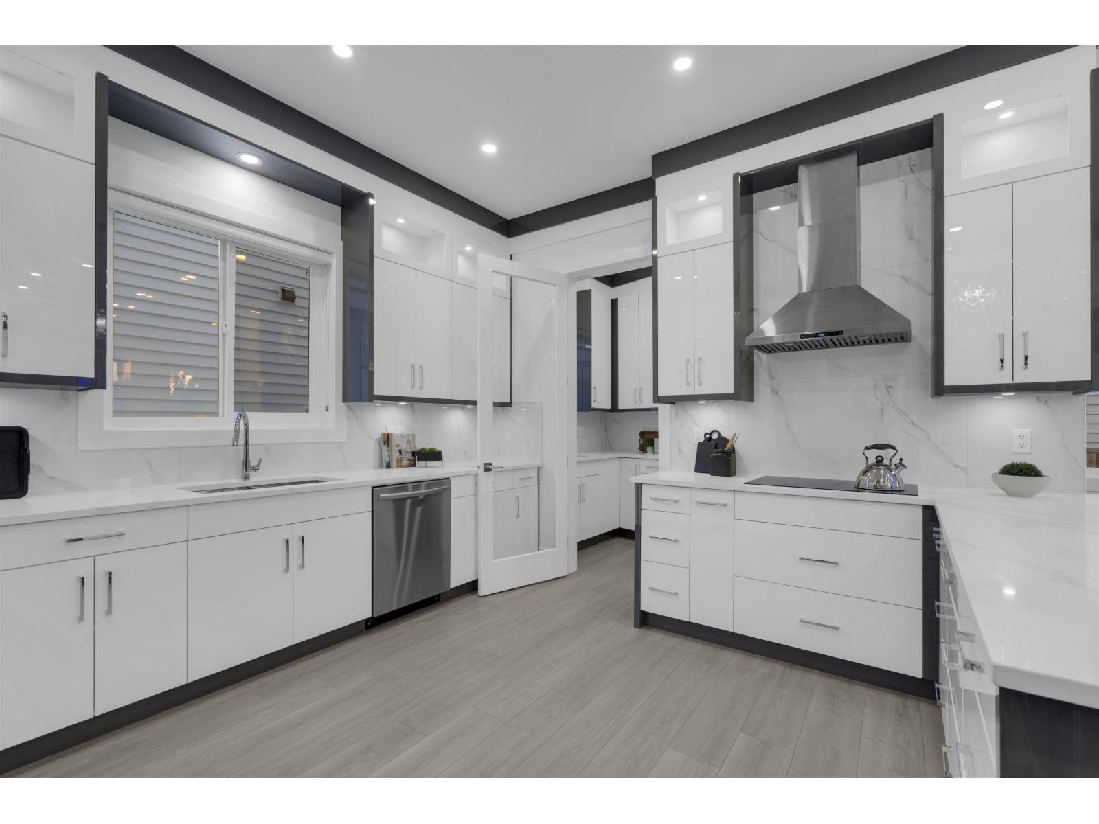 9885 Huckleberry Drive, Surrey, British Columbia  V4N 6T4 - Photo 6 - R3124561