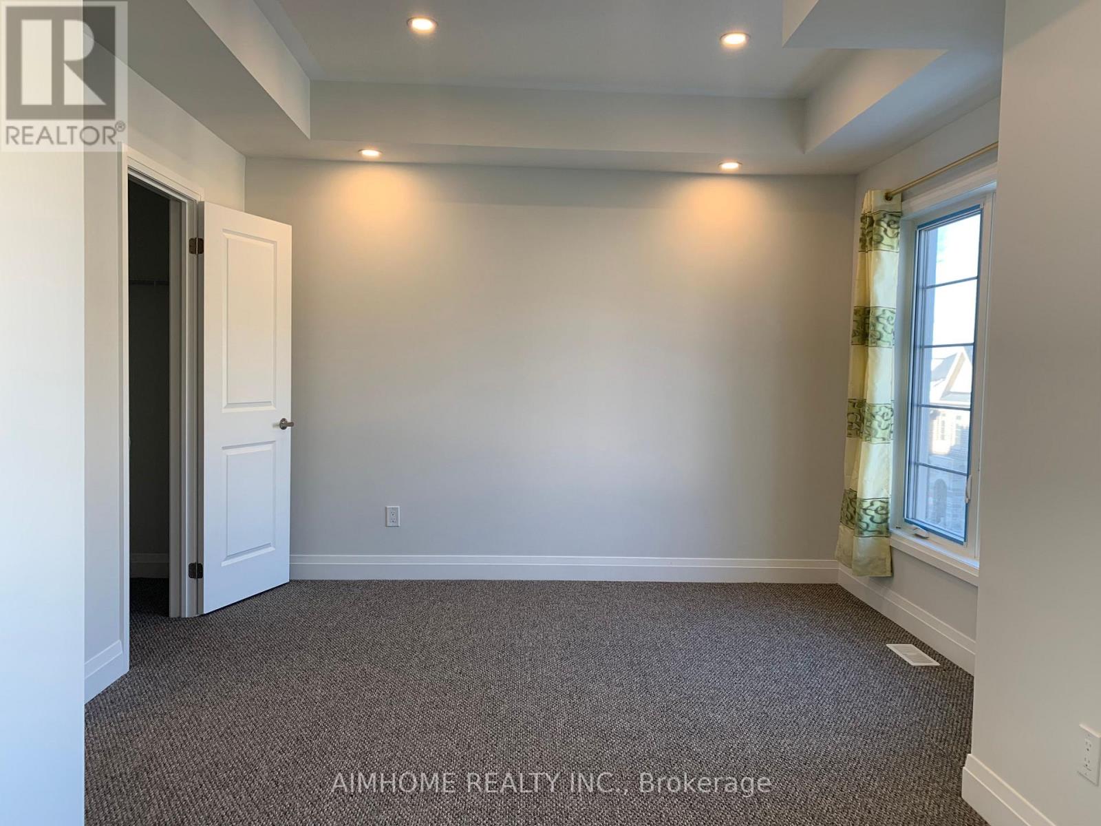 12 Summerbeam Way, Brampton, Ontario L6Y 6K5 - Photo 9 - W13165352
