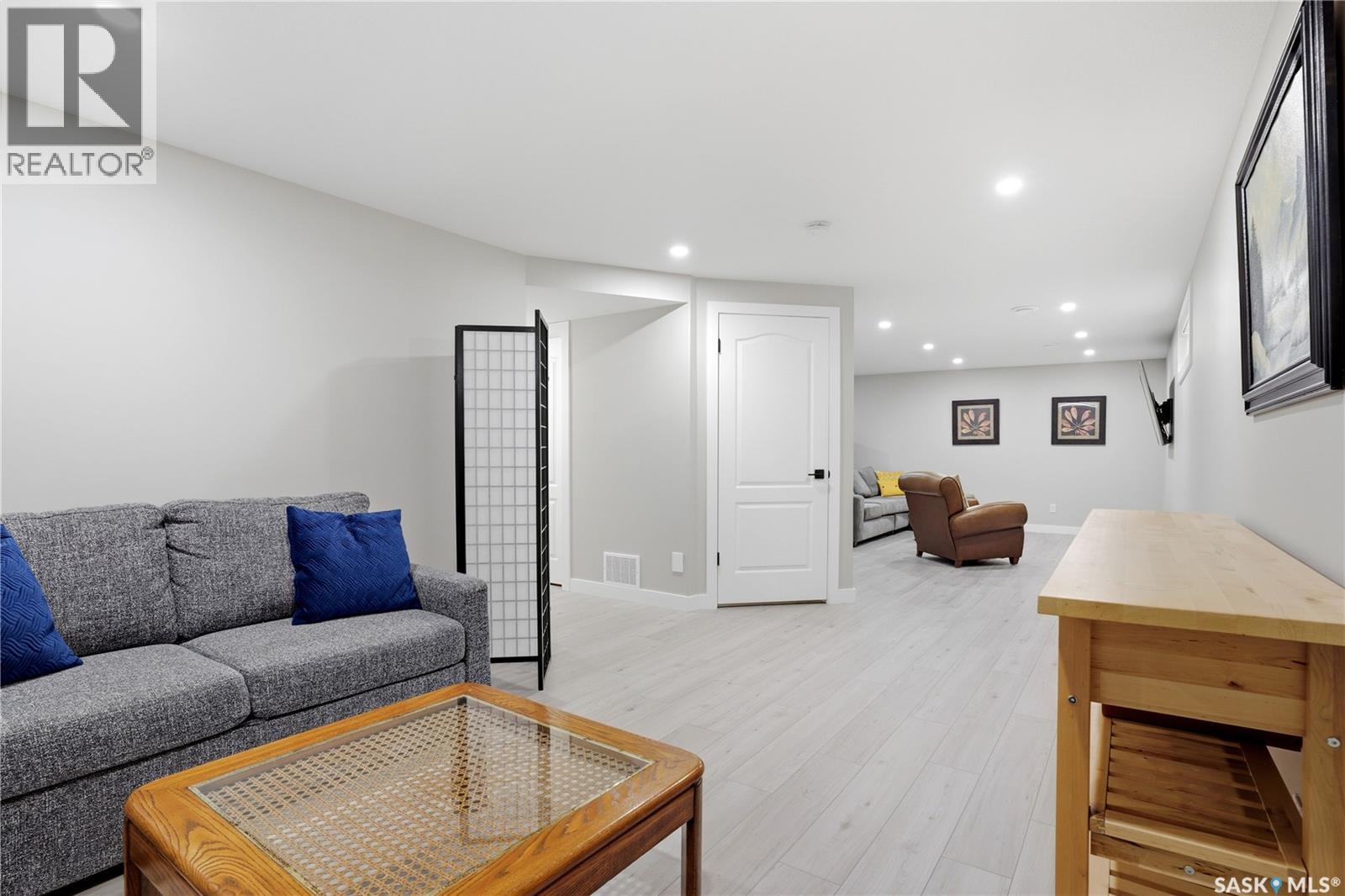 3283 Thames Crescent E, Regina, Saskatchewan  S4V 2Y1 - Photo 29 - SK036885