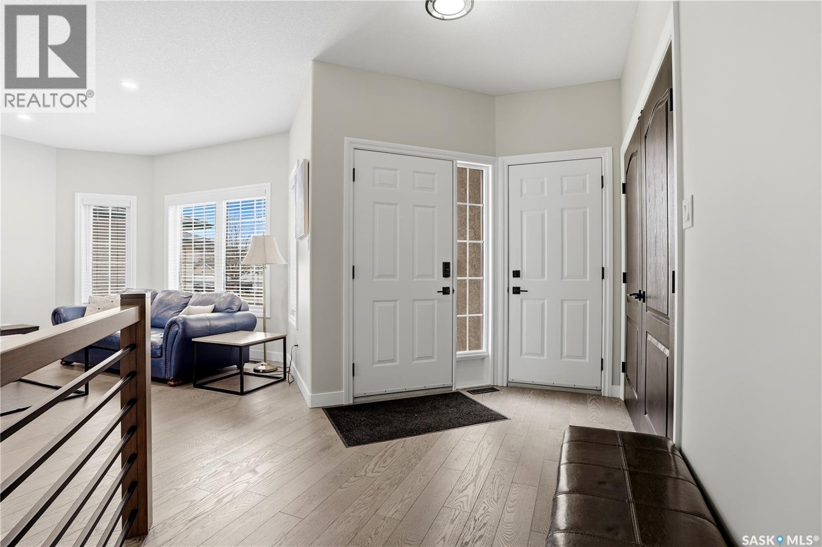 3283 Thames Crescent E, Regina, Saskatchewan  S4V 2Y1 - Photo 4 - SK036885