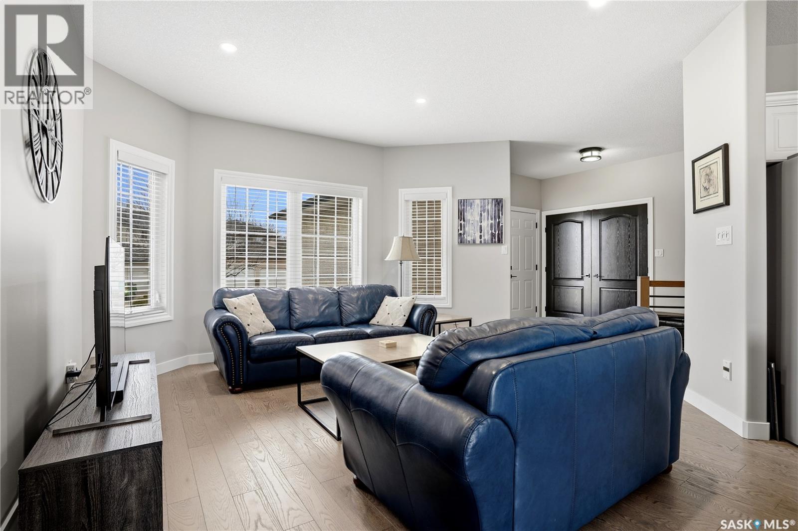 3283 Thames Crescent E, Regina, Saskatchewan  S4V 2Y1 - Photo 6 - SK036885