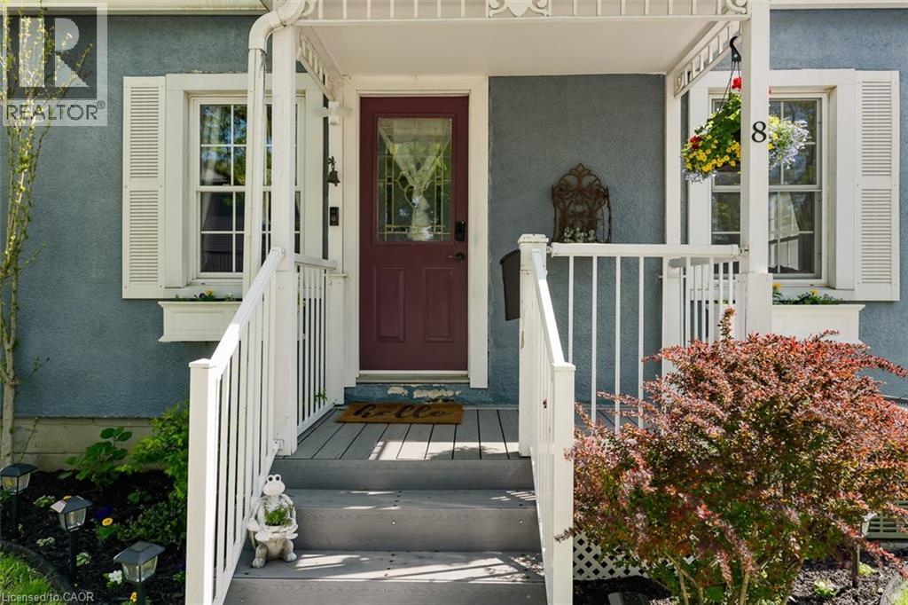 8 Coventry Street, St. Catharines, Ontario  L2R 2X5 - Photo 3 - 40832493