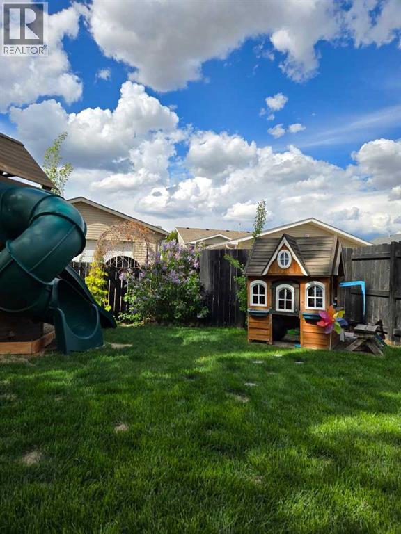 221 Terrace Drive NE, Medicine Hat, Alberta  T1C 2B6 - Photo 45 - A2308491