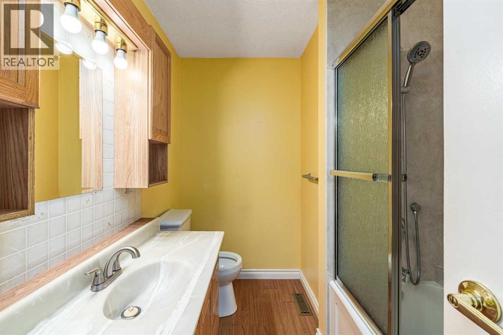 115 Ogden Way SE, Calgary, Alberta  T2C 1V9 - Photo 12 - A2308974
