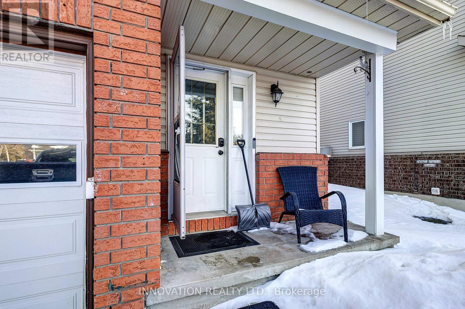 330 Fairbrooke Court, Arnprior, Ontario  K7S 0E6 - Photo 2 - X13165382