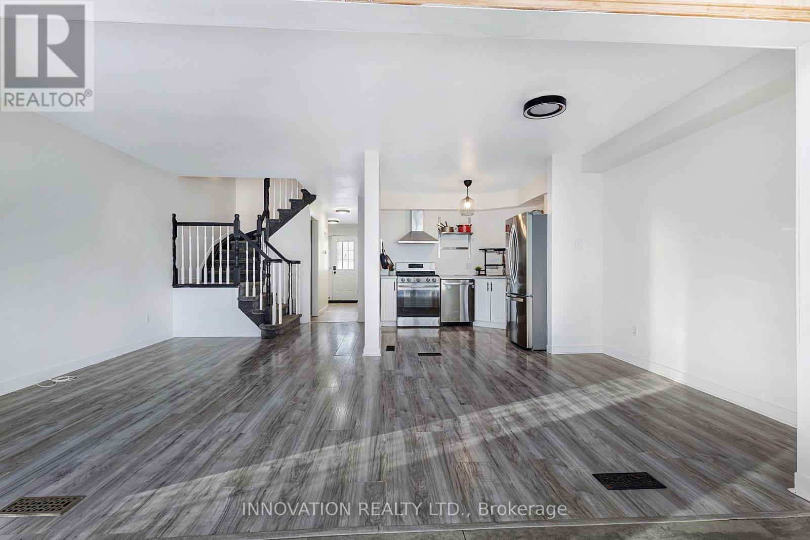 330 Fairbrooke Court, Arnprior, Ontario  K7S 0E6 - Photo 8 - X13165382