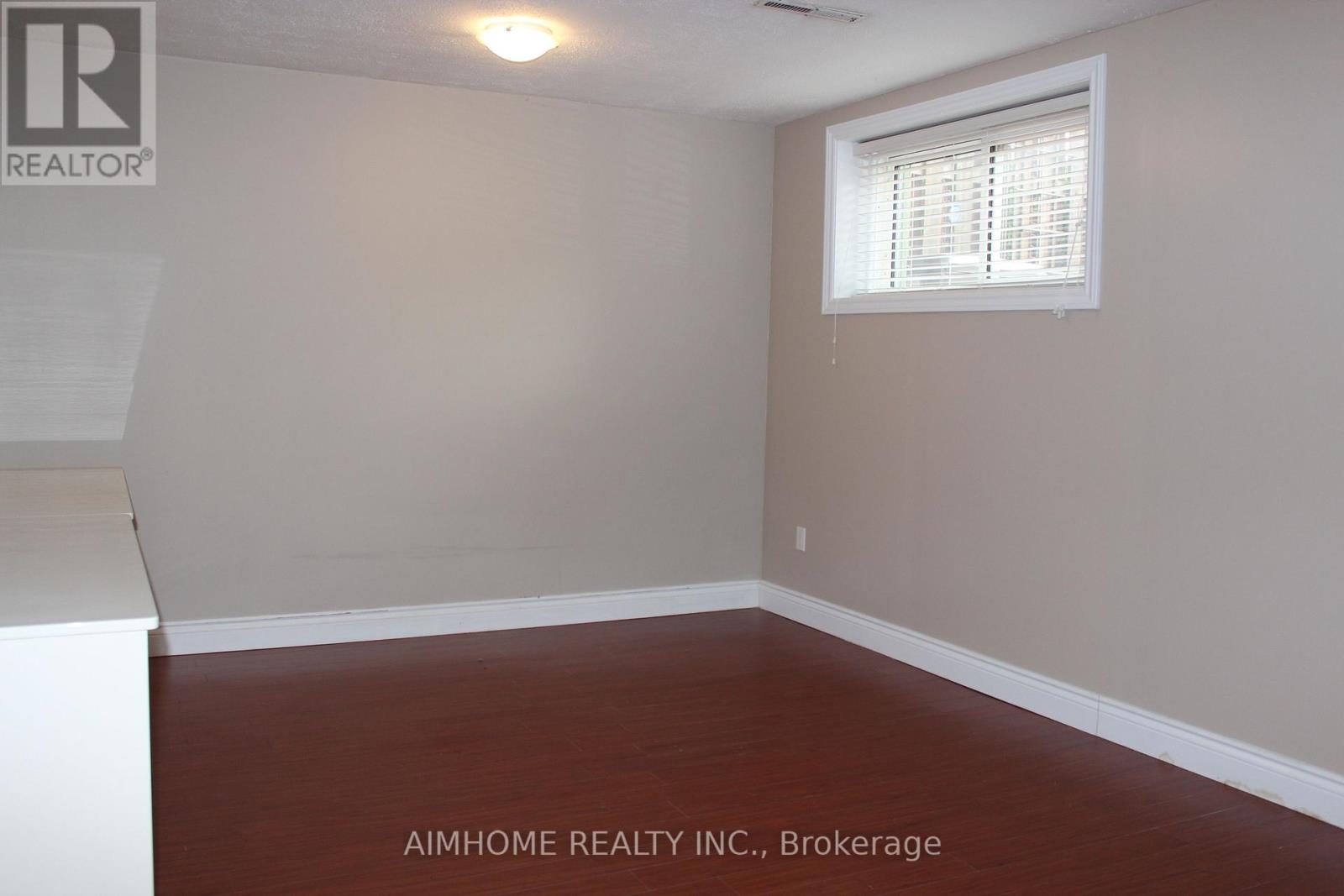 Lower - 100 Fenelon Drive, Toronto, Ontario M3A 3K6 - Photo 7 - C13165394