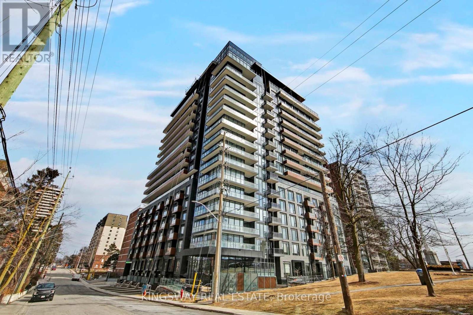21 PARK STREET, Mississauga, Ontario