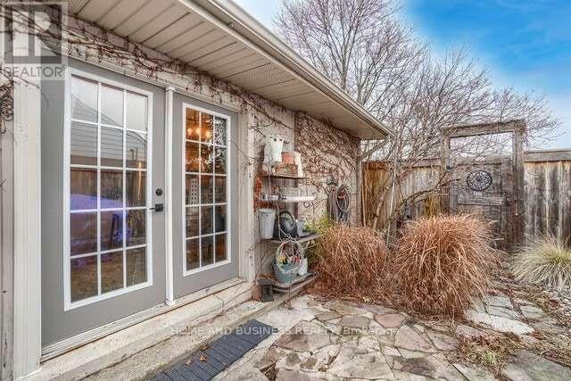 8 Sora Drive, Mississauga, Ontario  L5M 1B2 - Photo 22 - W13165380