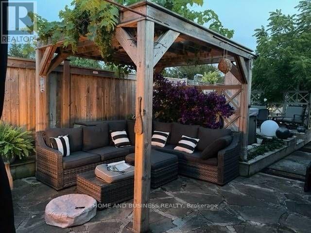 8 Sora Drive, Mississauga, Ontario  L5M 1B2 - Photo 28 - W13165380