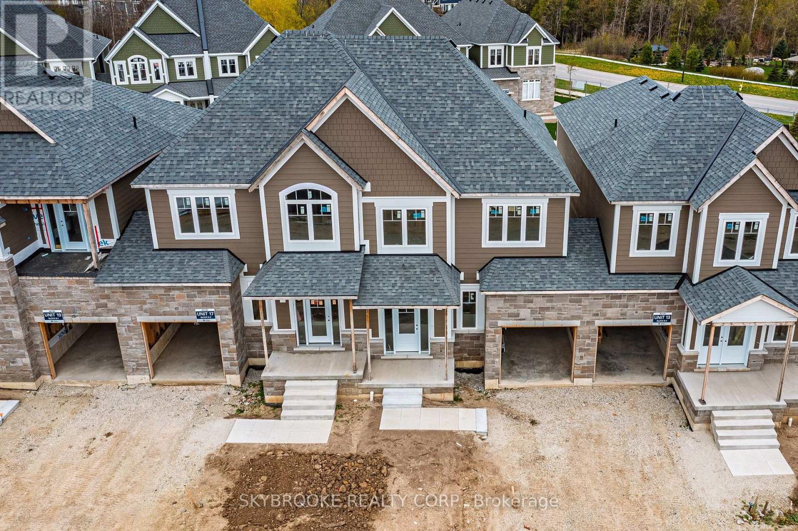 190 Crosswinds Boulevard, Blue Mountains, Ontario  L9Y 5S9 - Photo 2 - X13165388