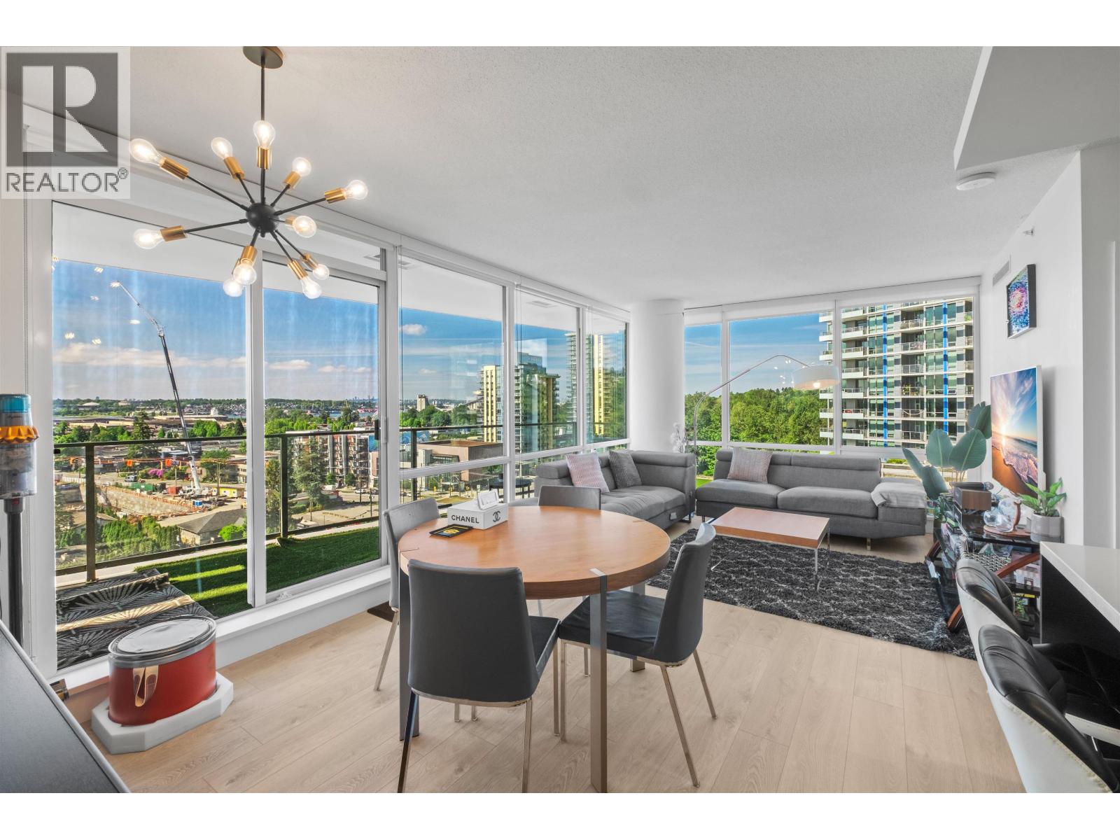 1107 1550 Fern Street, North Vancouver, British Columbia  V7J 0A9 - Photo 6 - R3125395
