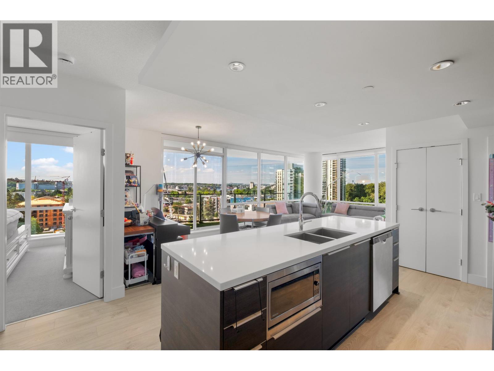1107 1550 Fern Street, North Vancouver, British Columbia  V7J 0A9 - Photo 11 - R3125395