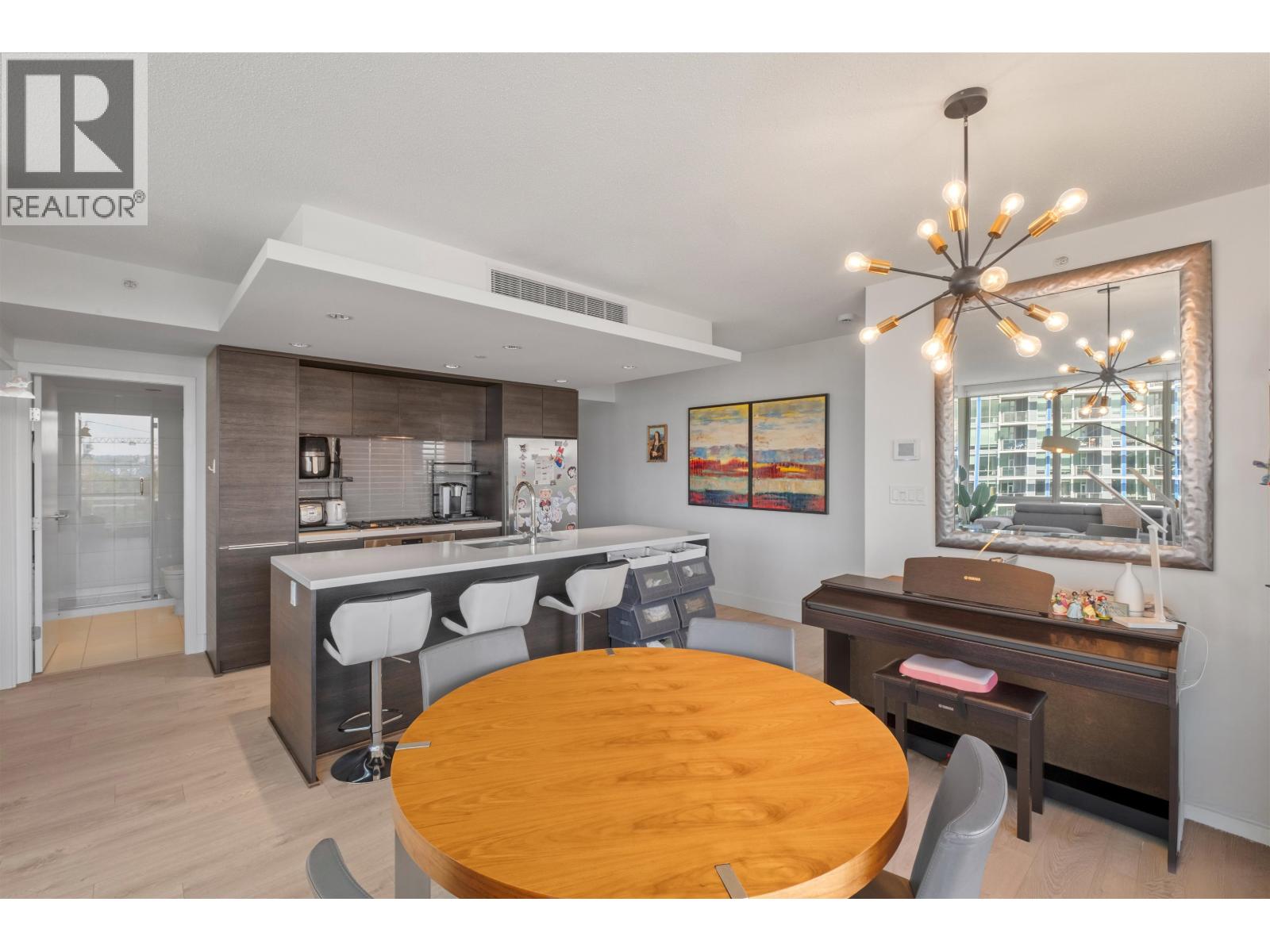 1107 1550 Fern Street, North Vancouver, British Columbia  V7J 0A9 - Photo 7 - R3125395