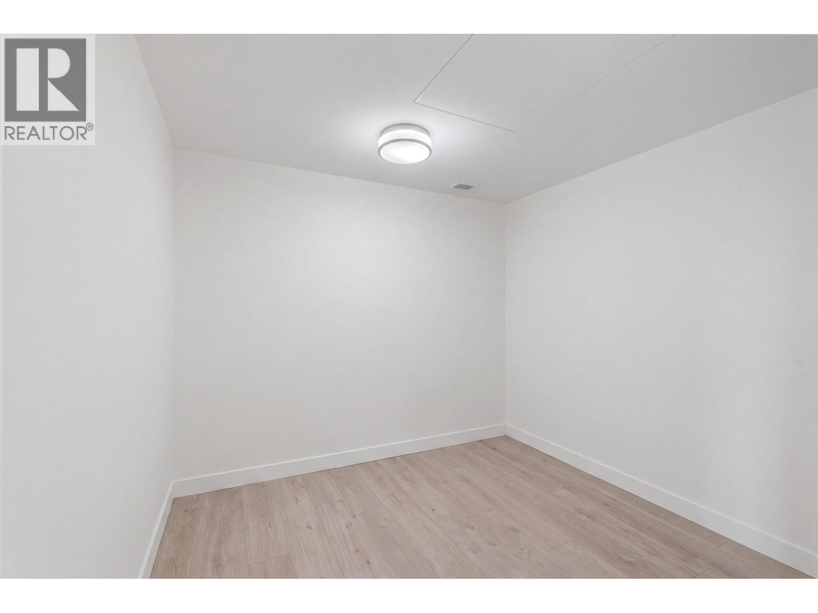 1107 1550 Fern Street, North Vancouver, British Columbia  V7J 0A9 - Photo 19 - R3125395