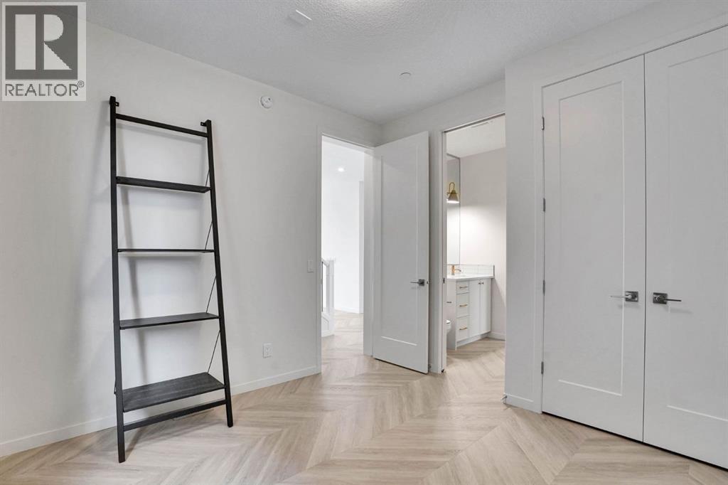 195 Lucas Common NW, Calgary, Alberta  T3P 2B3 - Photo 10 - A2308384