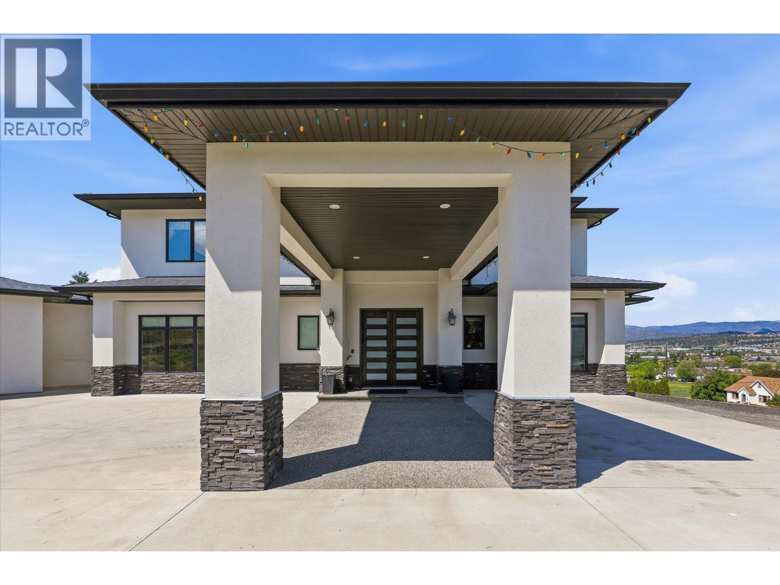 781 Wallace Road, Kelowna, British Columbia  V1X 4T5 - Photo 3 - 10388111