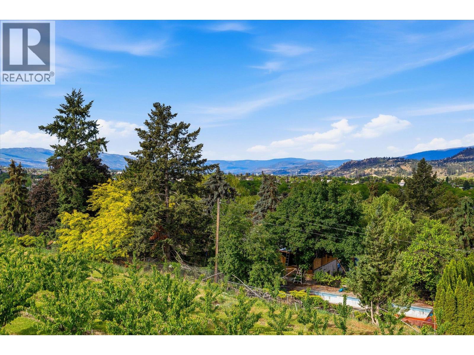 781 Wallace Road, Kelowna, British Columbia  V1X 4T5 - Photo 41 - 10388111