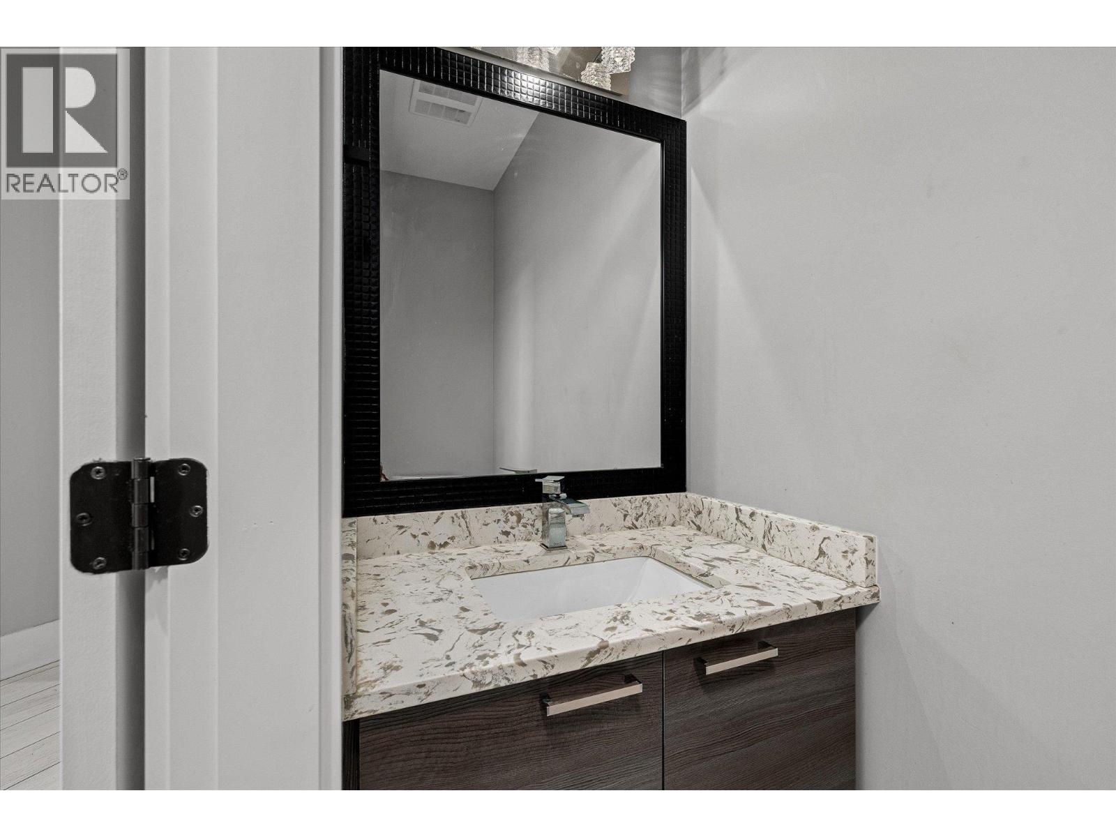 781 Wallace Road, Kelowna, British Columbia  V1X 4T5 - Photo 33 - 10388111