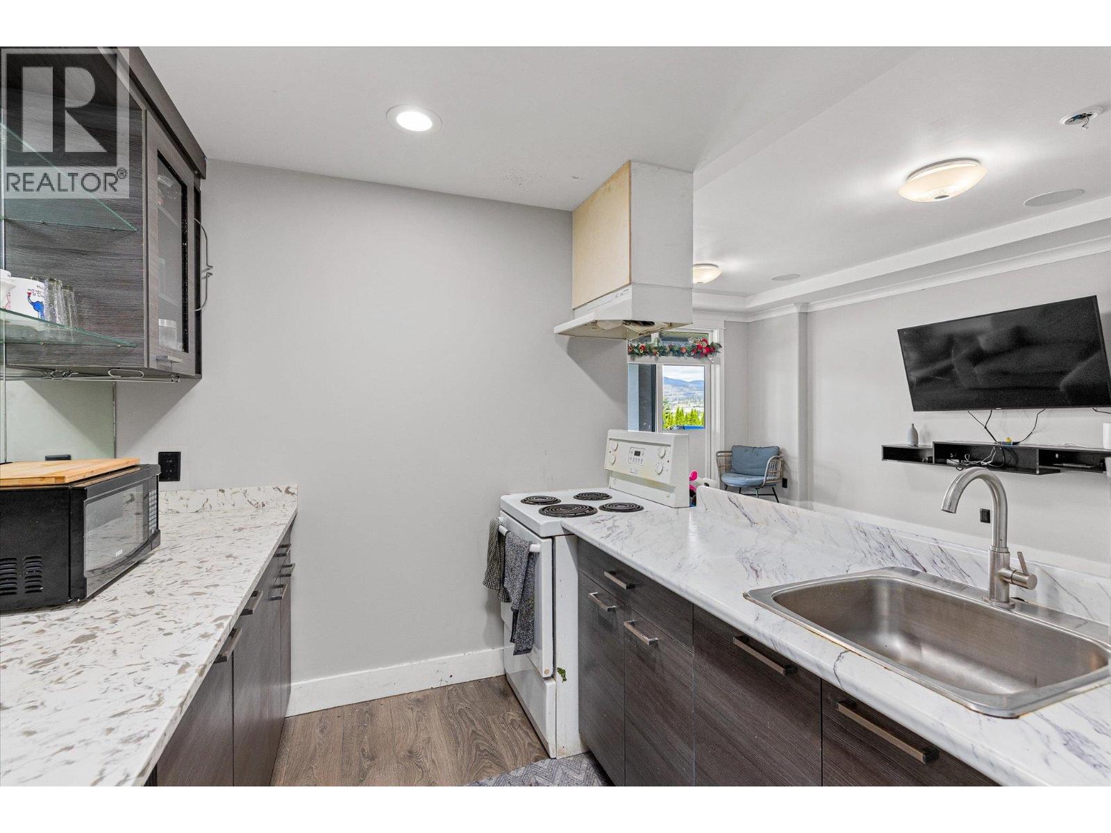 781 Wallace Road, Kelowna, British Columbia  V1X 4T5 - Photo 55 - 10388111