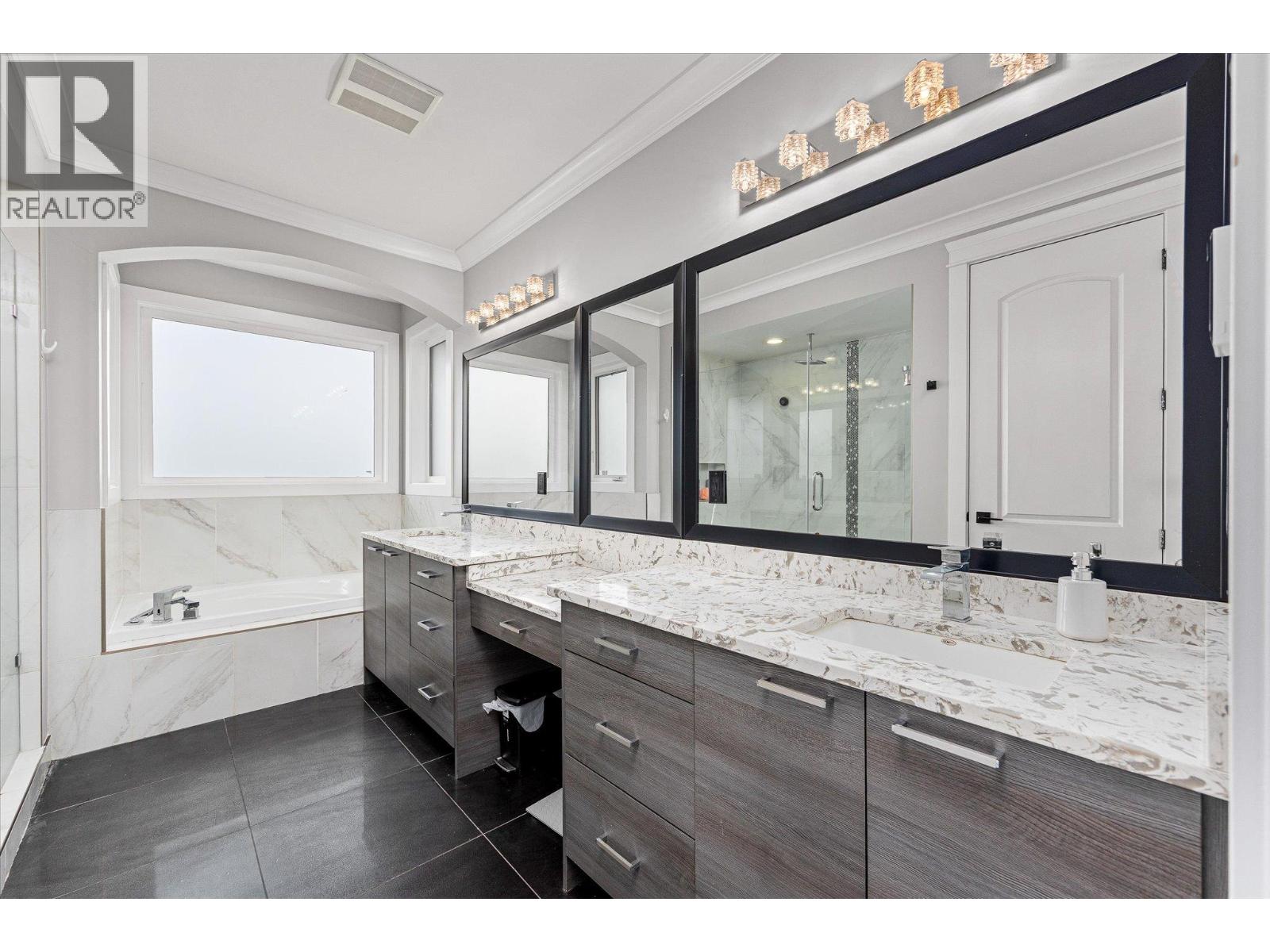 781 Wallace Road, Kelowna, British Columbia  V1X 4T5 - Photo 42 - 10388111