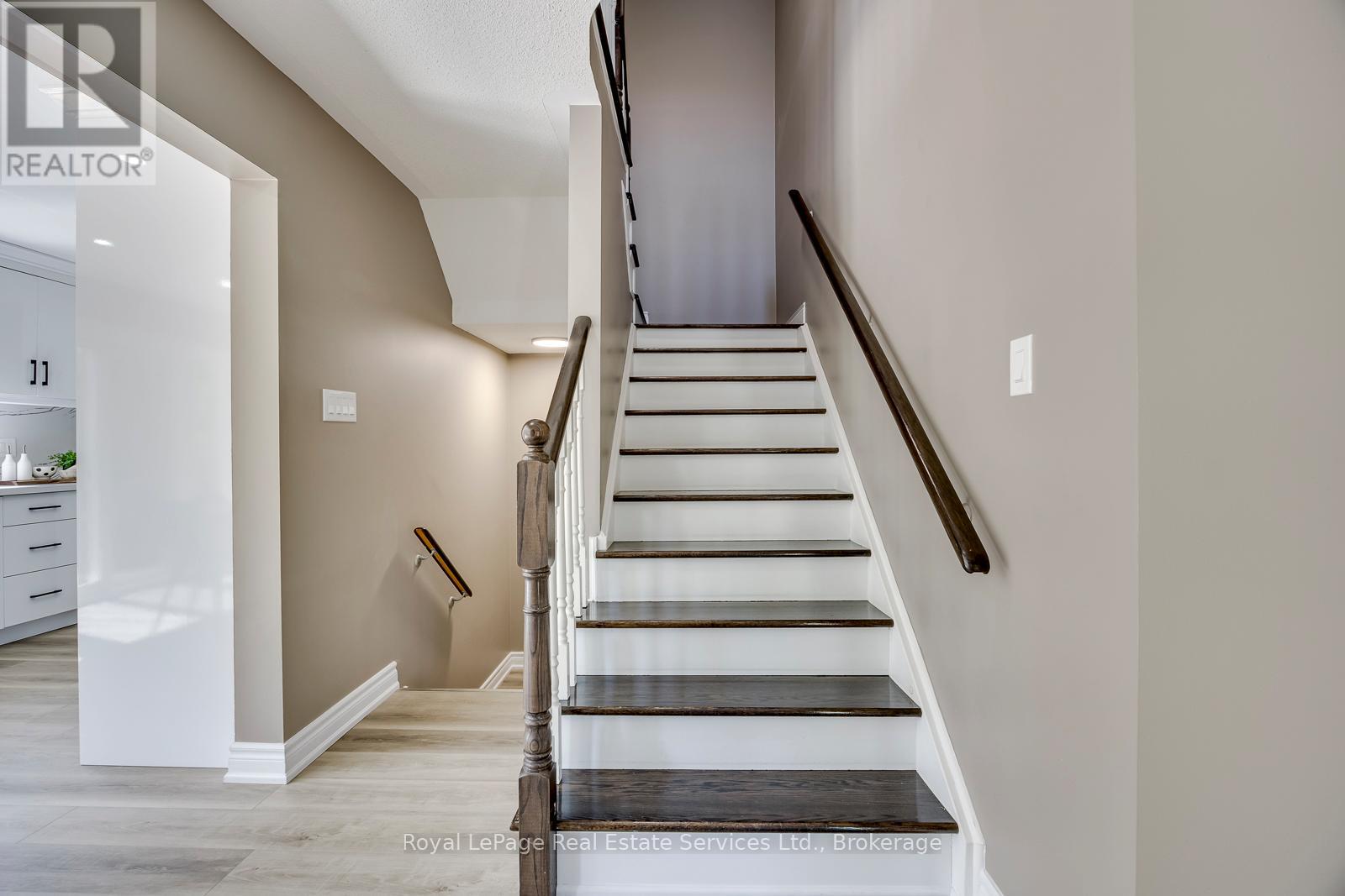 5636 Emma Drive, Burlington, Ontario  L7L 6W7 - Photo 19 - W13165428