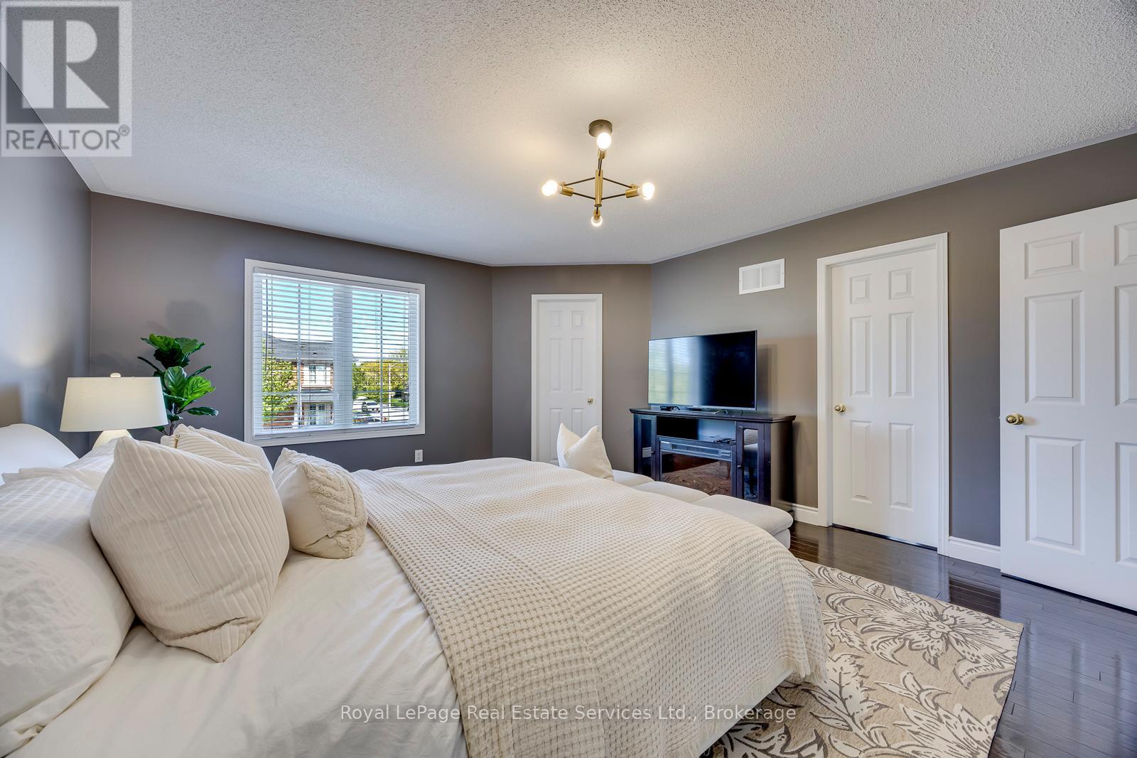 5636 Emma Drive, Burlington, Ontario  L7L 6W7 - Photo 21 - W13165428
