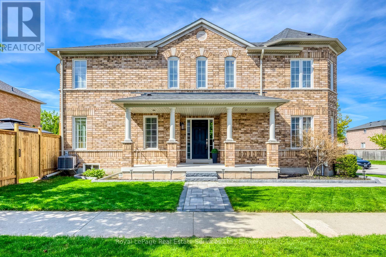 5636 Emma Drive, Burlington, Ontario  L7L 6W7 - Photo 3 - W13165428