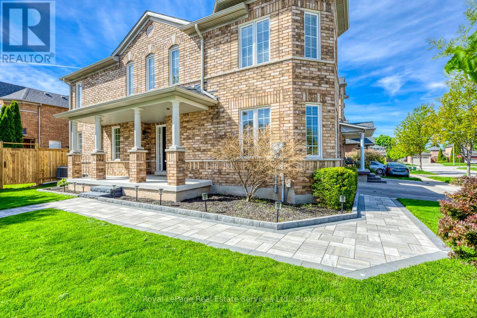 5636 Emma Drive, Burlington, Ontario  L7L 6W7 - Photo 4 - W13165428