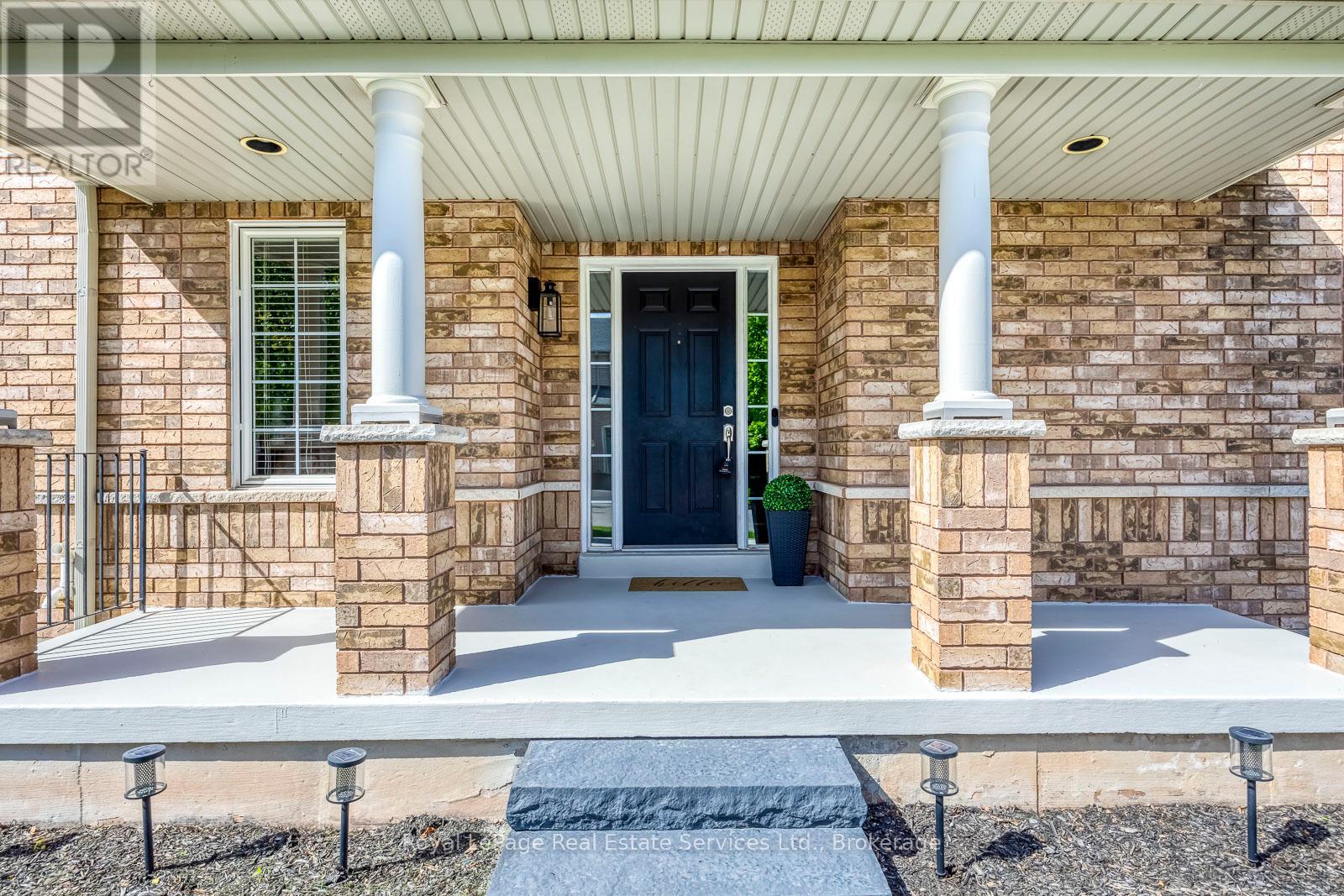5636 Emma Drive, Burlington, Ontario  L7L 6W7 - Photo 6 - W13165428