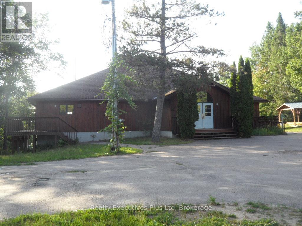 1330 Hwy 518 Highway W, Mcmurrich/monteith, Ontario  P0A 1Y0 - Photo 2 - X13165430