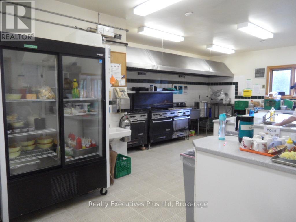 1330 Hwy 518 Highway W, Mcmurrich/monteith, Ontario  P0A 1Y0 - Photo 5 - X13165430
