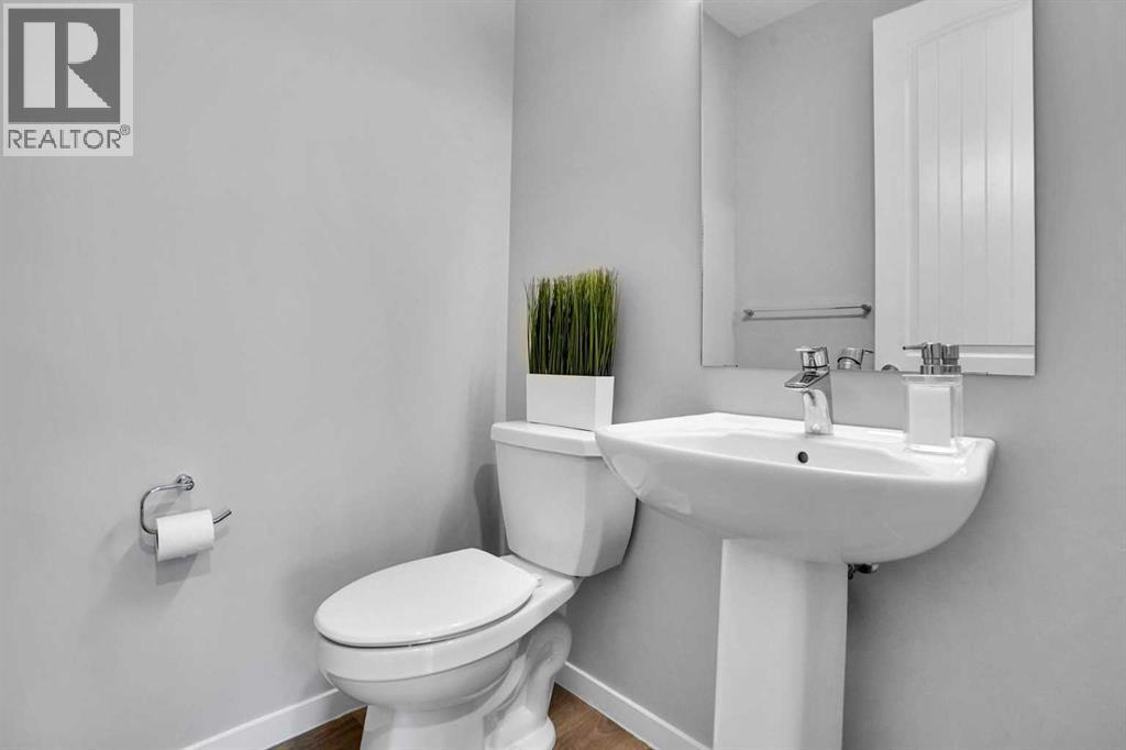 28 Carringsby Avenue Nw, Calgary, Alberta  T3P 1R9 - Photo 17 - A2313479