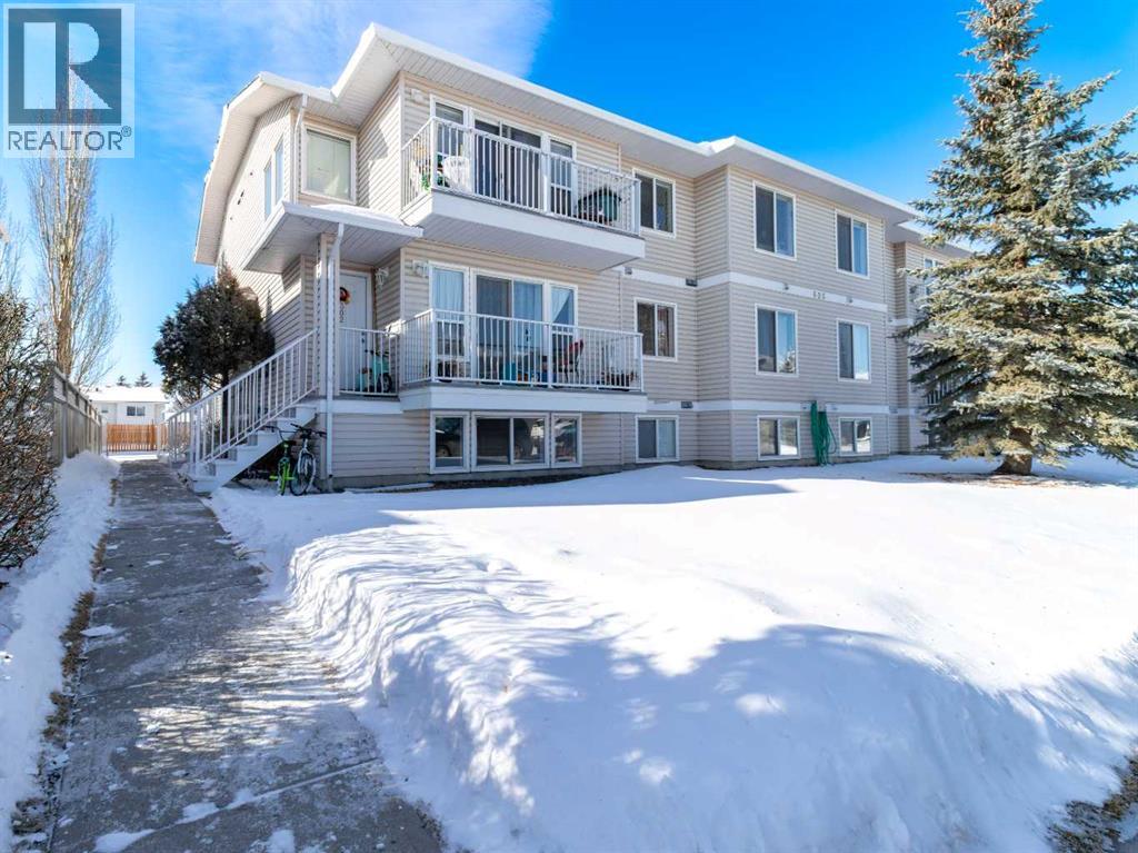 302, 605 19 Street SE, High River, Alberta  T1V 2B8 - Photo 1 - A2290913