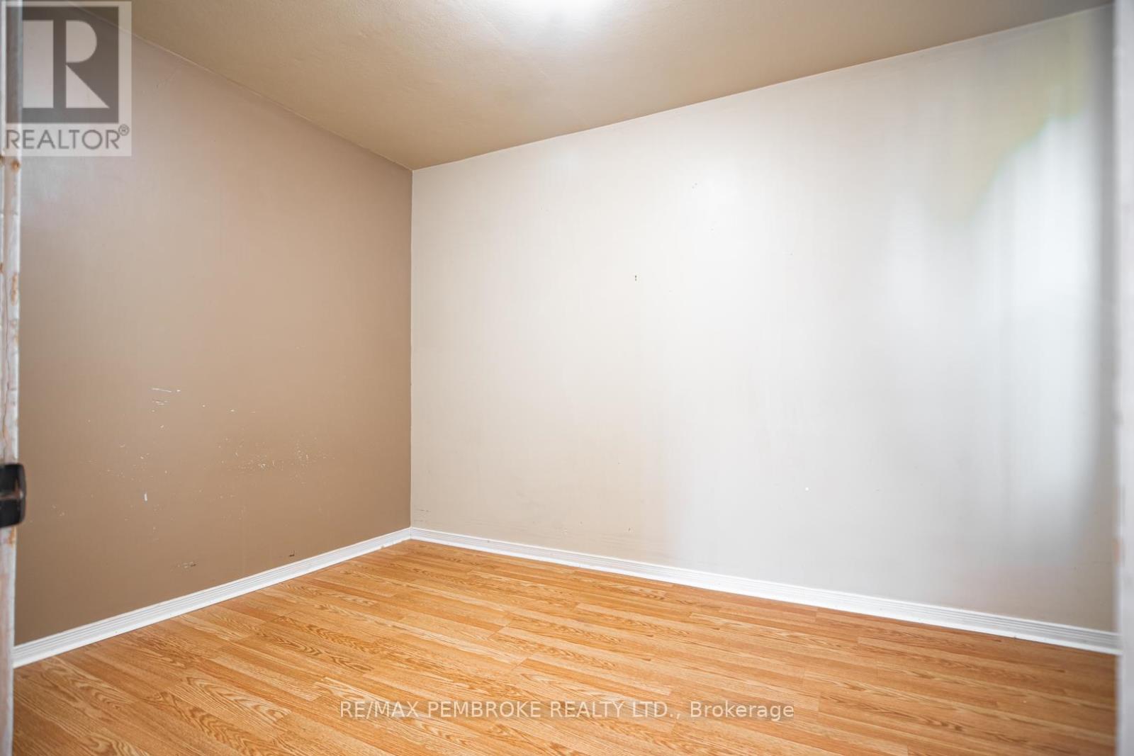 1008 Bronx Street, Pembroke, Ontario  K8A 6G5 - Photo 13 - X13165478