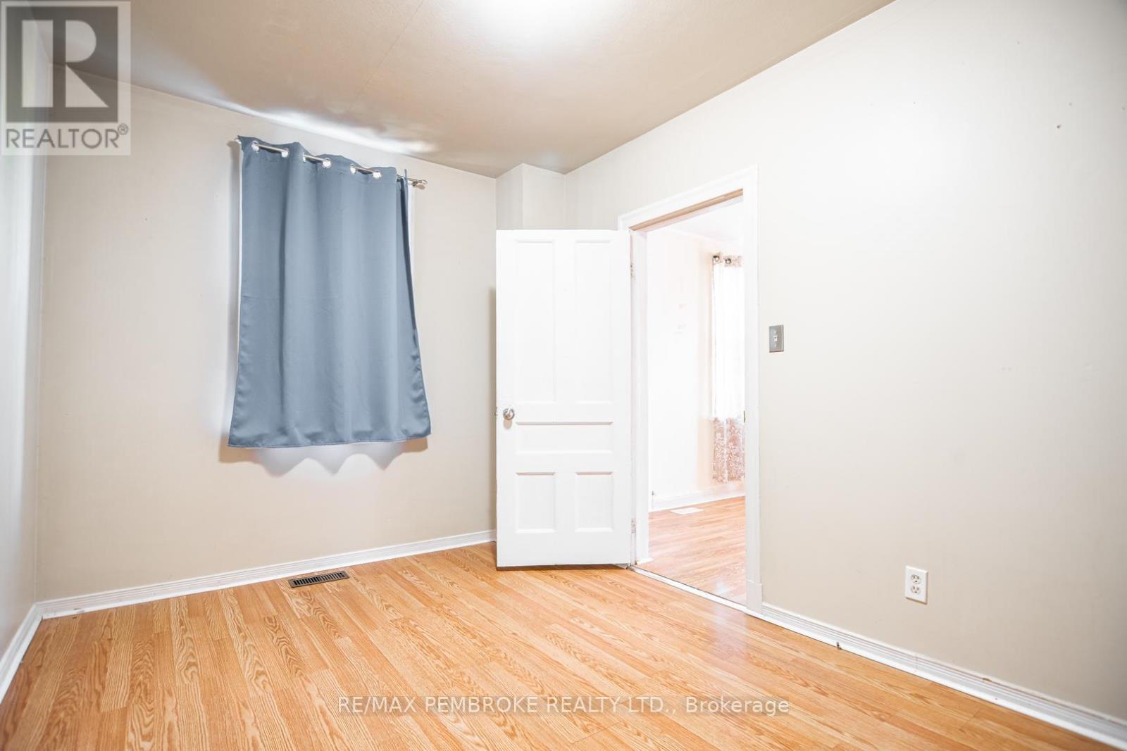 1008 Bronx Street, Pembroke, Ontario  K8A 6G5 - Photo 14 - X13165478
