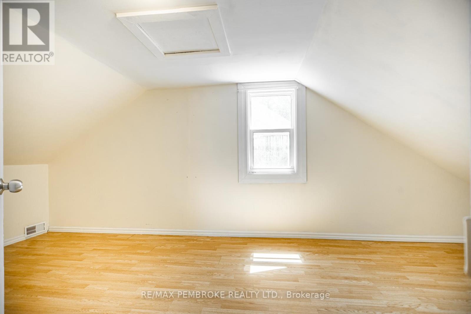 1008 Bronx Street, Pembroke, Ontario  K8A 6G5 - Photo 22 - X13165478
