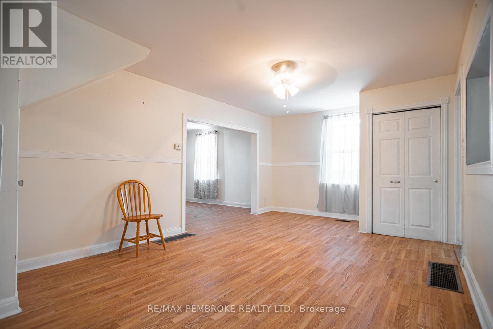 1008 Bronx Street, Pembroke, Ontario  K8A 6G5 - Photo 9 - X13165478