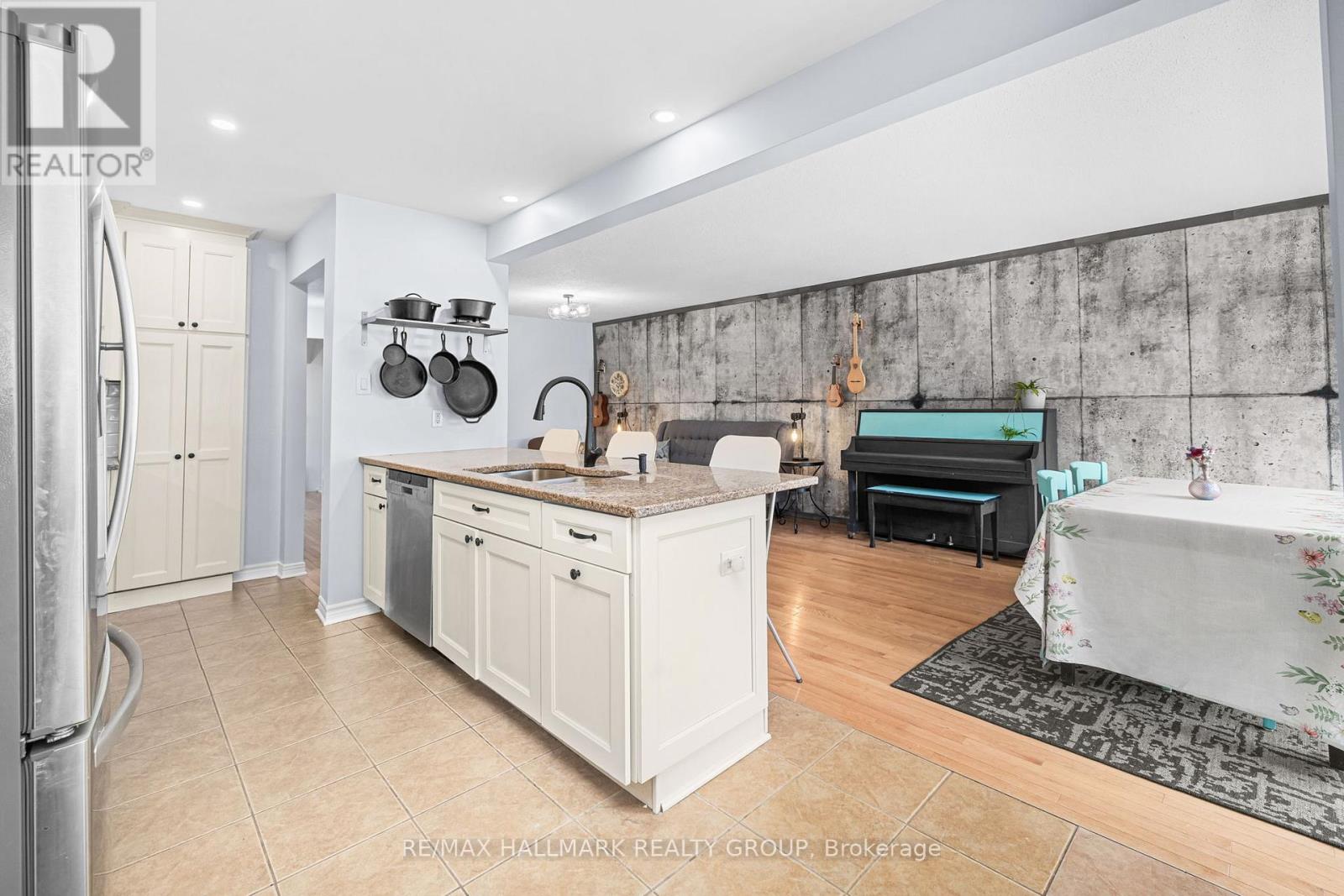 54 Fireside Crescent, Ottawa, Ontario  K1T 1Z4 - Photo 15 - X13165472
