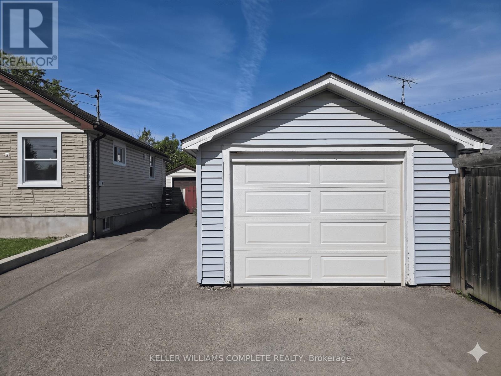 13 Marlborough Avenue, St. Catharines, Ontario  L2M 5T1 - Photo 11 - X13165446