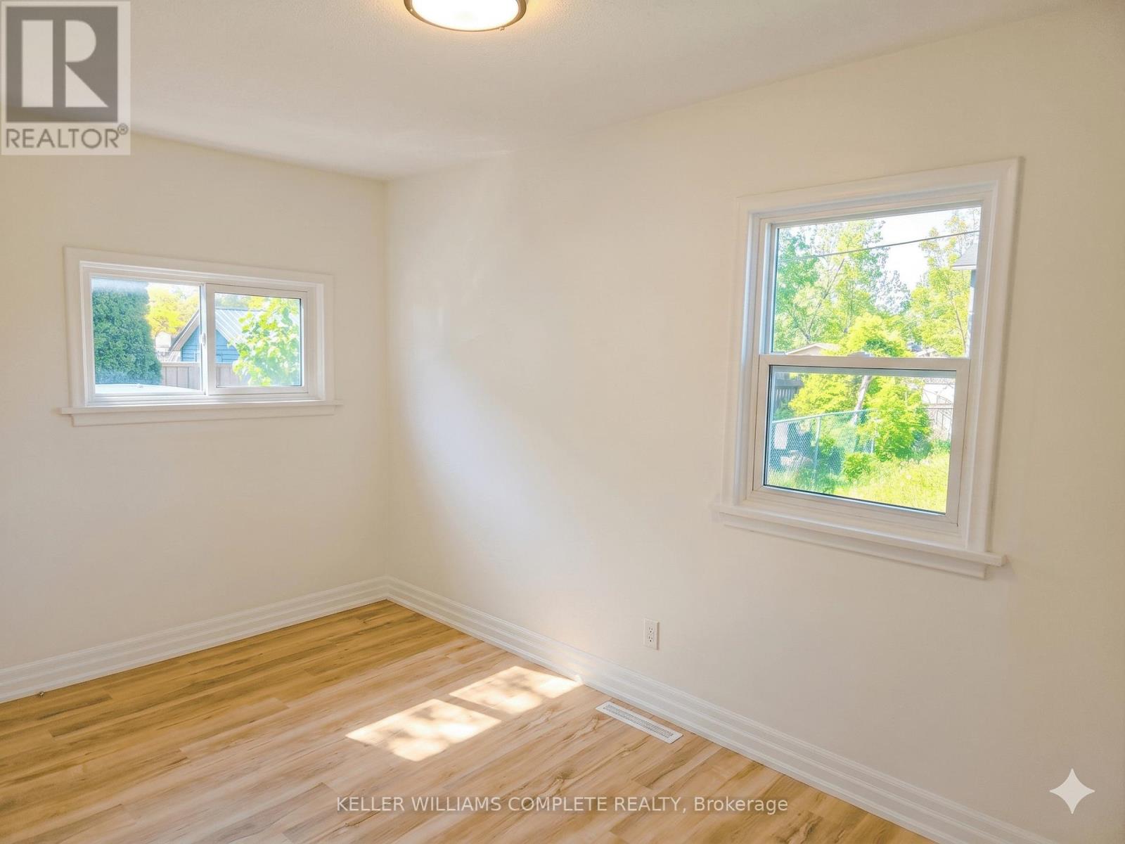 13 Marlborough Avenue, St. Catharines, Ontario  L2M 5T1 - Photo 4 - X13165446
