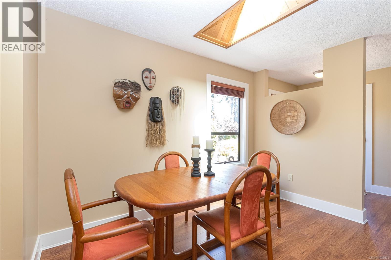 10210 Third St, Sidney, British Columbia  V8L 3B9 - Photo 17 - 1037931