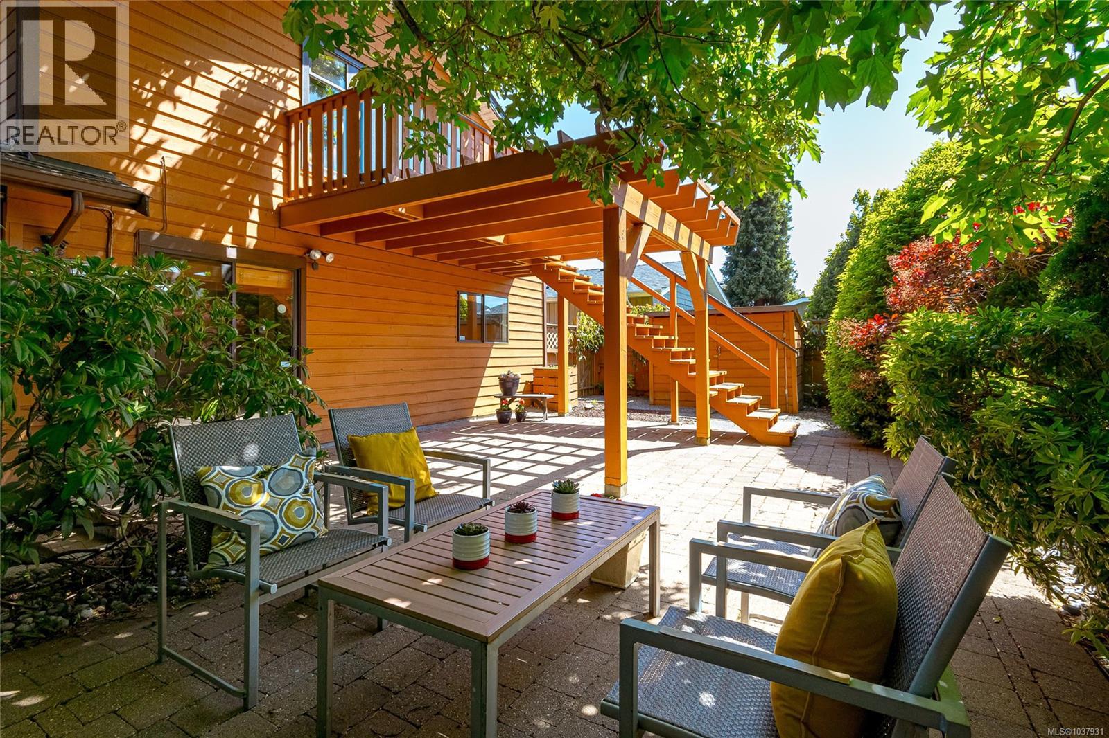10210 Third St, Sidney, British Columbia  V8L 3B9 - Photo 37 - 1037931