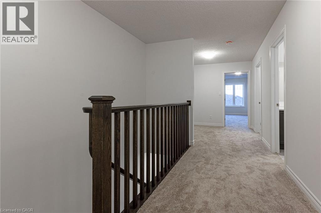 22 Oakdale Avenue Unit# Main&upper, St. Catharines, Ontario  L2P 2B4 - Photo 23 - 40830183