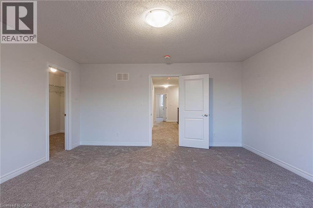 22 Oakdale Avenue Unit# Main&upper, St. Catharines, Ontario  L2P 2B4 - Photo 26 - 40830183