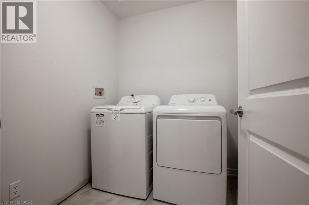 22 Oakdale Avenue Unit# Main&upper, St. Catharines, Ontario  L2P 2B4 - Photo 34 - 40830183