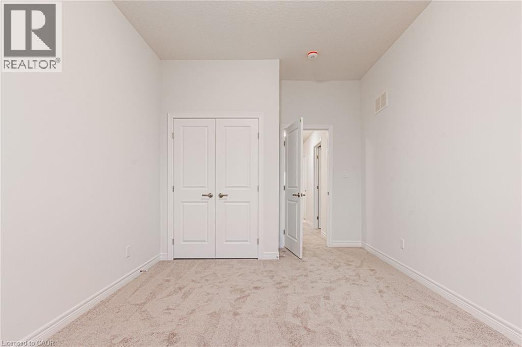 22 Oakdale Avenue Unit# Main&upper, St. Catharines, Ontario  L2P 2B4 - Photo 39 - 40830183